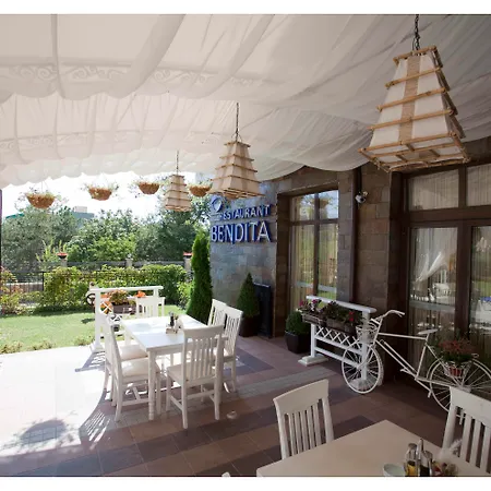 Aparthotel Bendita Mare 3*