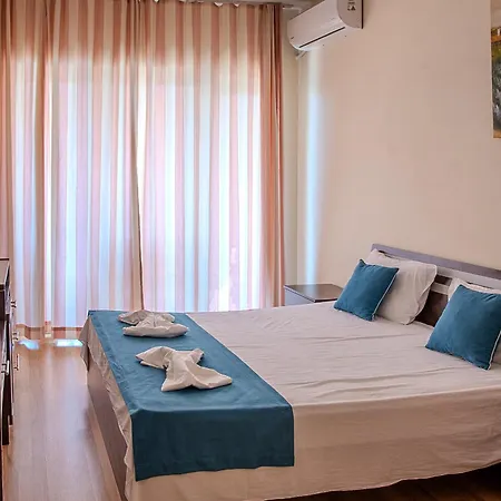 Bendita Mare Lejlighedshotel Golden Sands