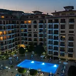 Bendita Mare アパートホテル