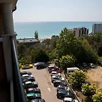 アパートホテル Bendita Mare 4*