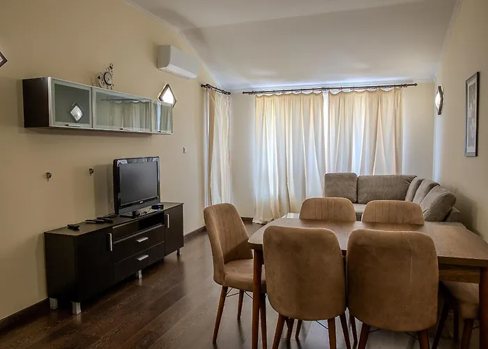 Bendita Mare アパートホテル 4*